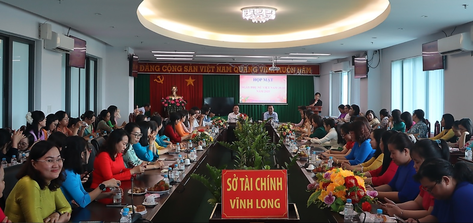 Sở Tài chính tỉnh Vĩnh Long tổ chức Họp mặt kỷ niệm Ngày Phụ nữ Việt Nam 20/10